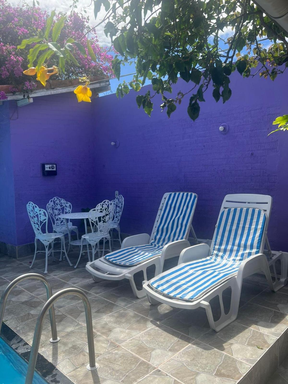 Suites Da Casa Da Dona Zeze 사콰레마 외부 사진